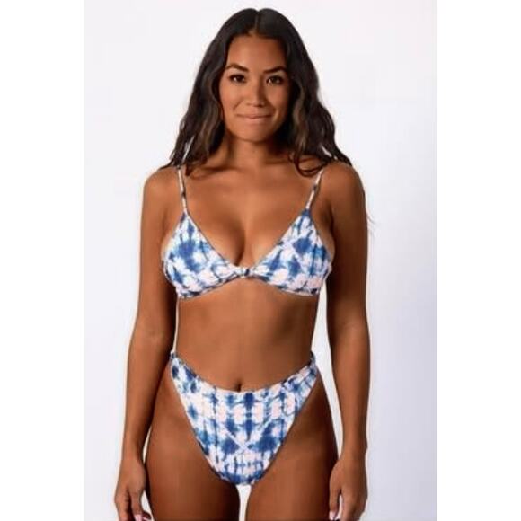 Skatie• ‘Salty’ Bikini Bottom in INDIGO - Picture 11 of 11